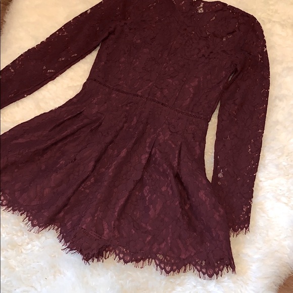 NWT Bloomingdales burgundy lace romper - Picture 6 of 6